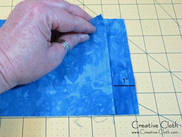 Free Sewing Tutorial: How to Make a Rigid Bottom Insert for your Bag