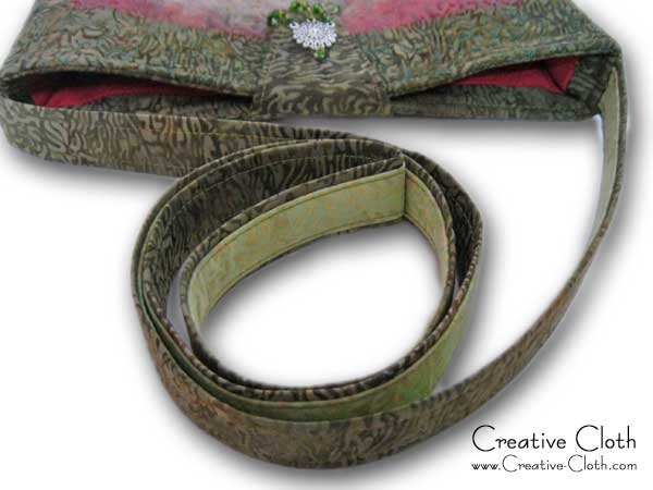 Free Sewing Tutorial - How to make a Lined Purse Strap